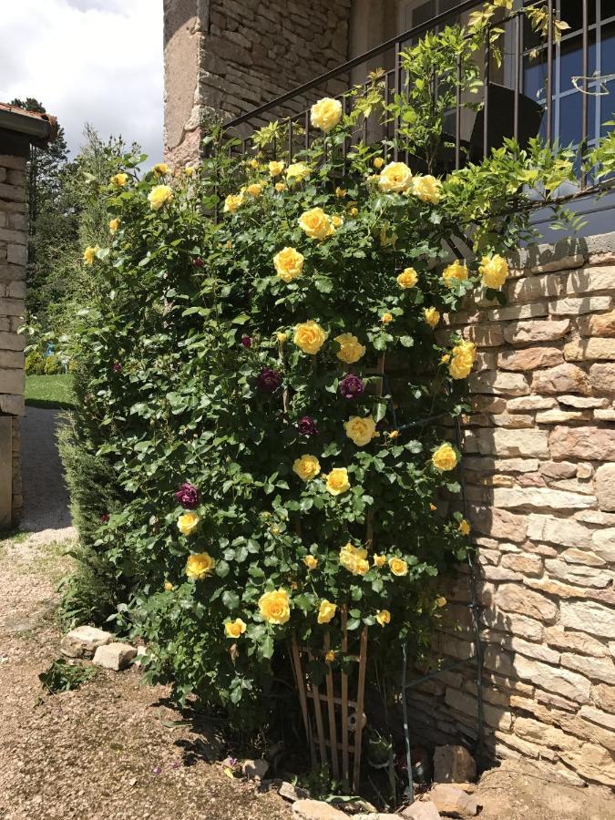 Gites L'Art D'Une Pause Champagny-sous-Uxelles Exterior foto